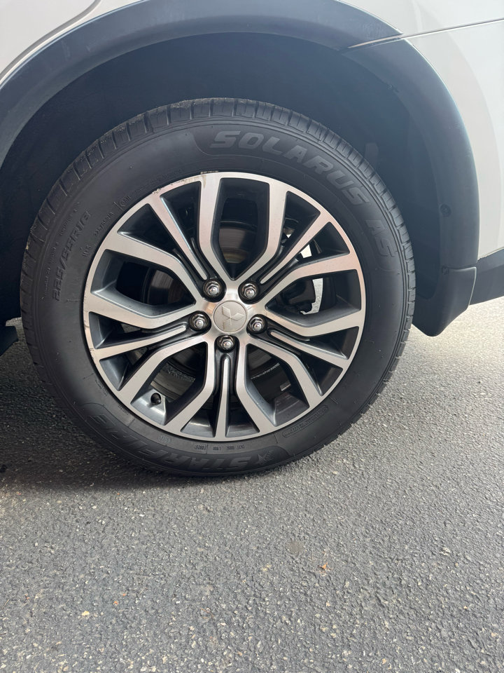 Used 2018 Mitsubishi Outlander ES image 19