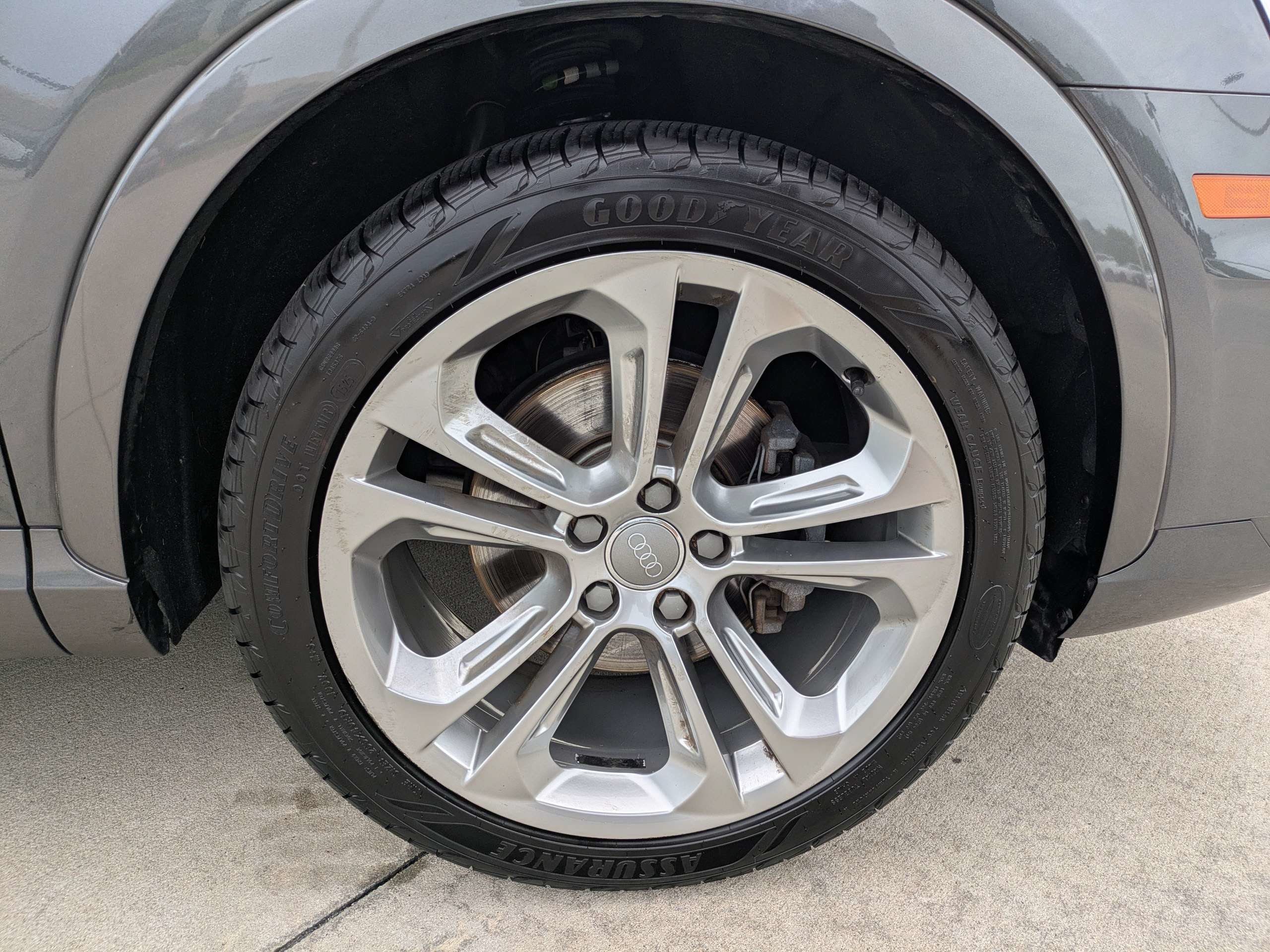 Used 2018 Audi Q3 2.0T Premium Plus AWD/4WD image 9