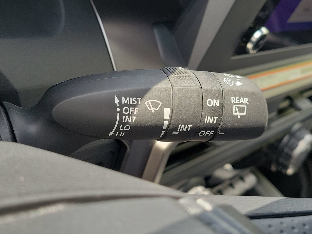 New 2026 Toyota 4Runner SR5 AWD/4WD image 12