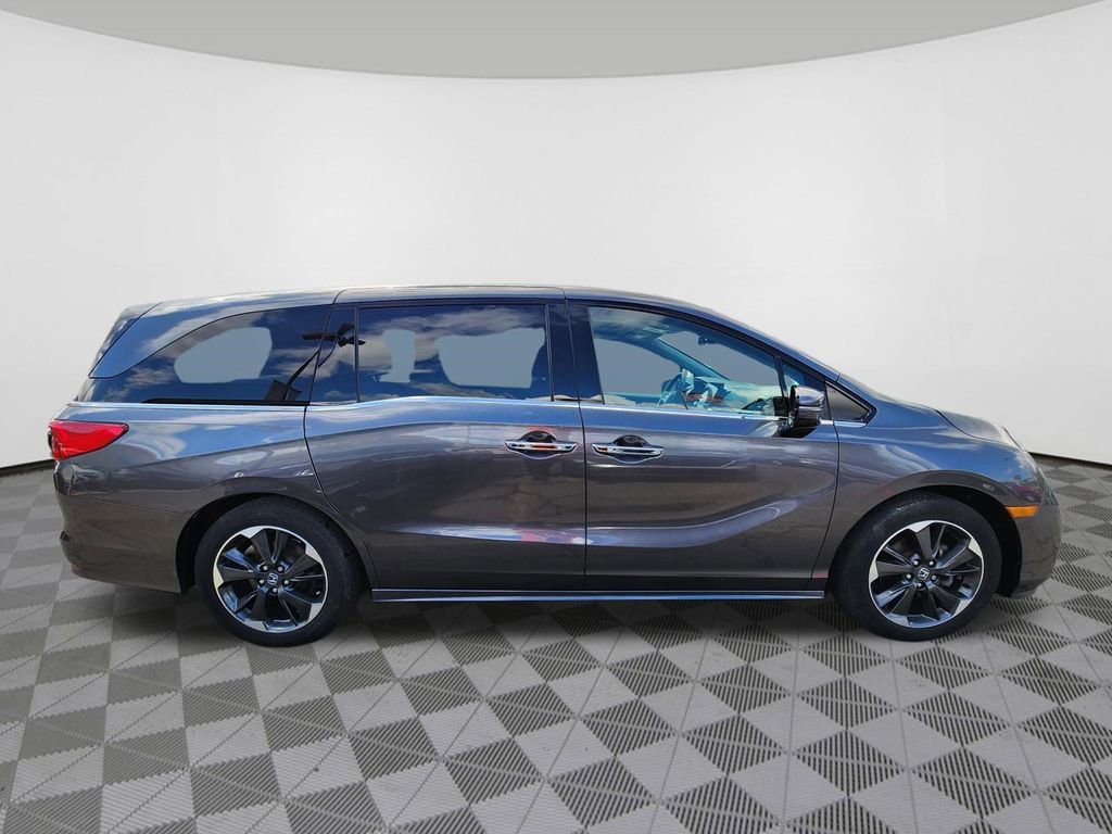 Used 2023 Honda Odyssey Elite image 6