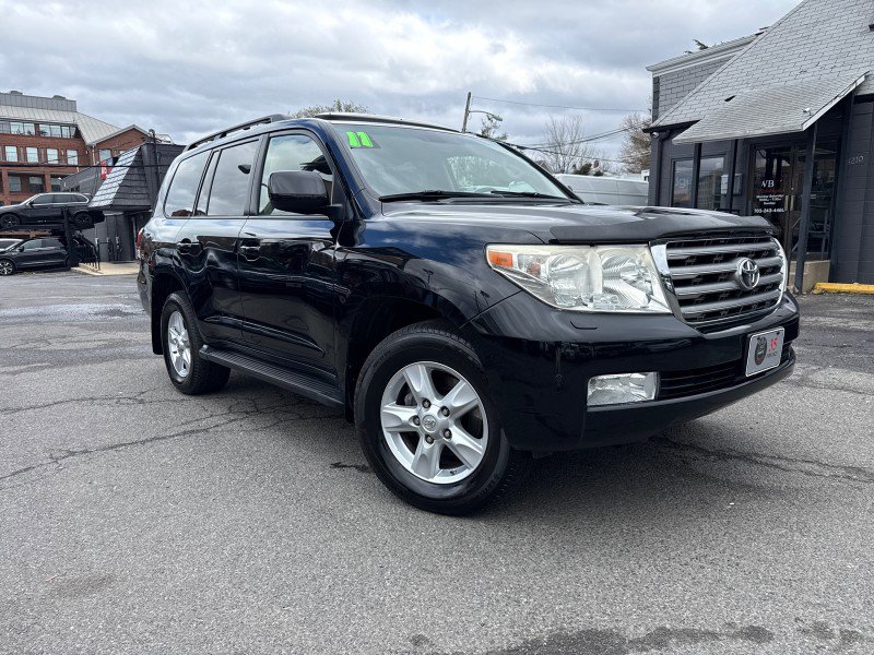 Used 2011 Toyota Land Cruiser w/ Upgrade Pkg image 41