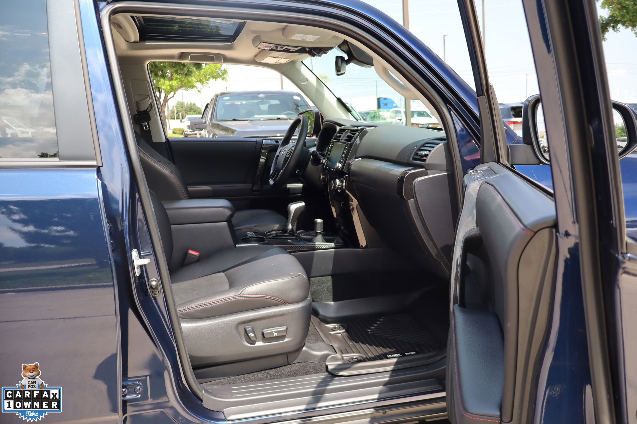 Used 2022 Toyota 4Runner TRD Off-Road Premium w/ Moonroof Package AWD/4WD image 30