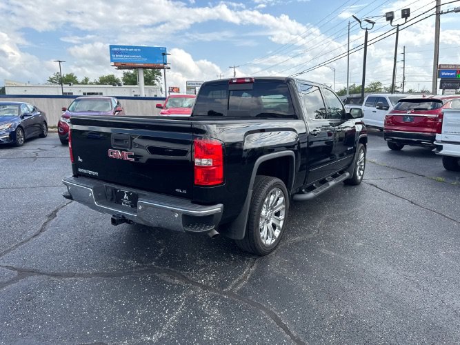 Used 2017 GMC Sierra 1500 SLE w/ SLE Value Package AWD/4WD image 5
