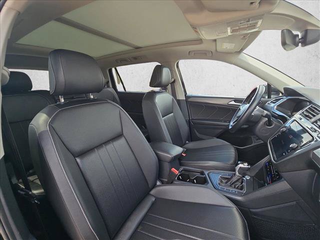 Used 2024 Volkswagen Tiguan SE FWD image 21