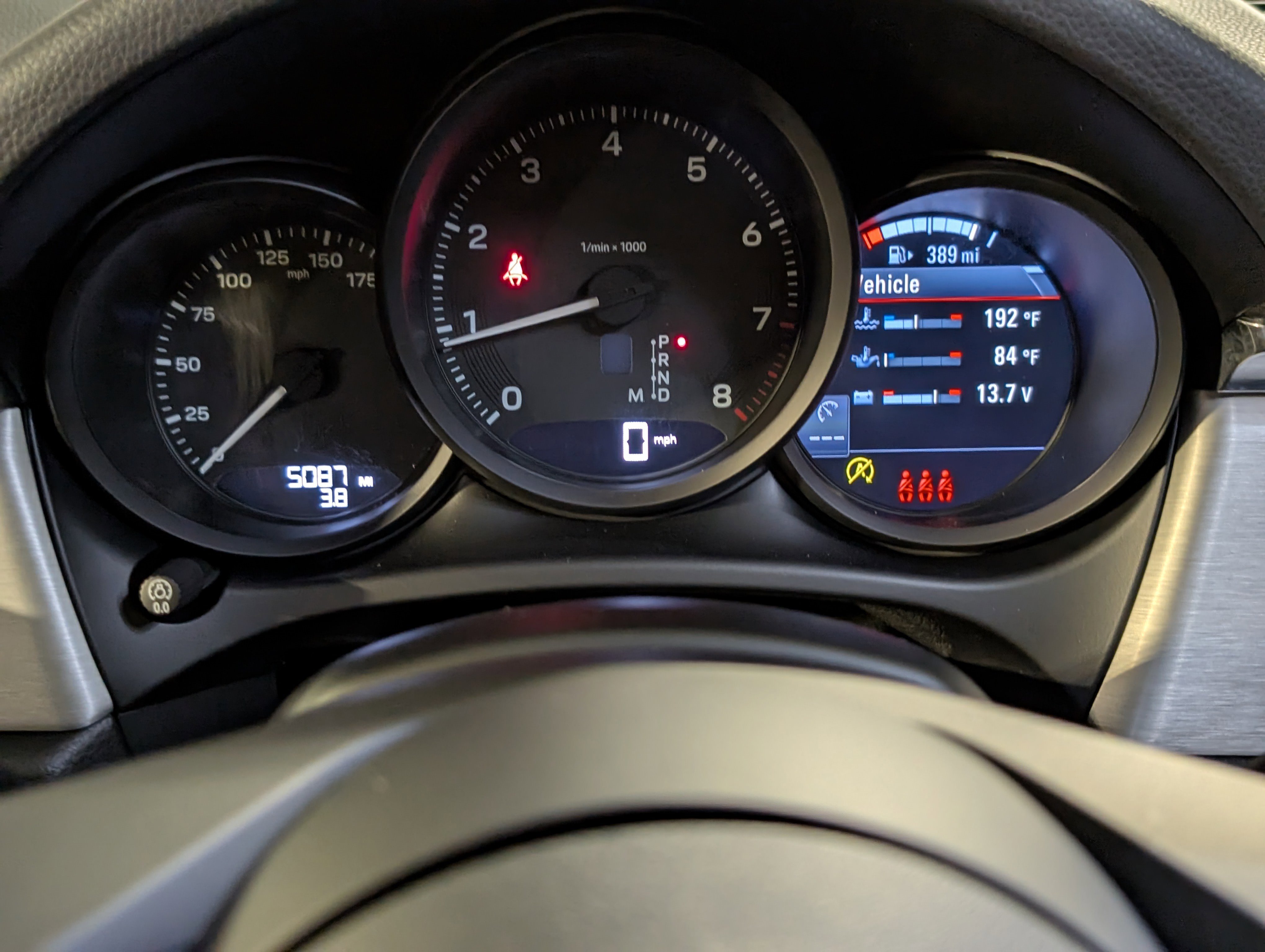 Certified 2026 Porsche Macan AWD/4WD image 31