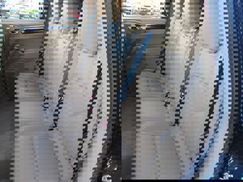 Used 2013 Porsche Cayenne image 18