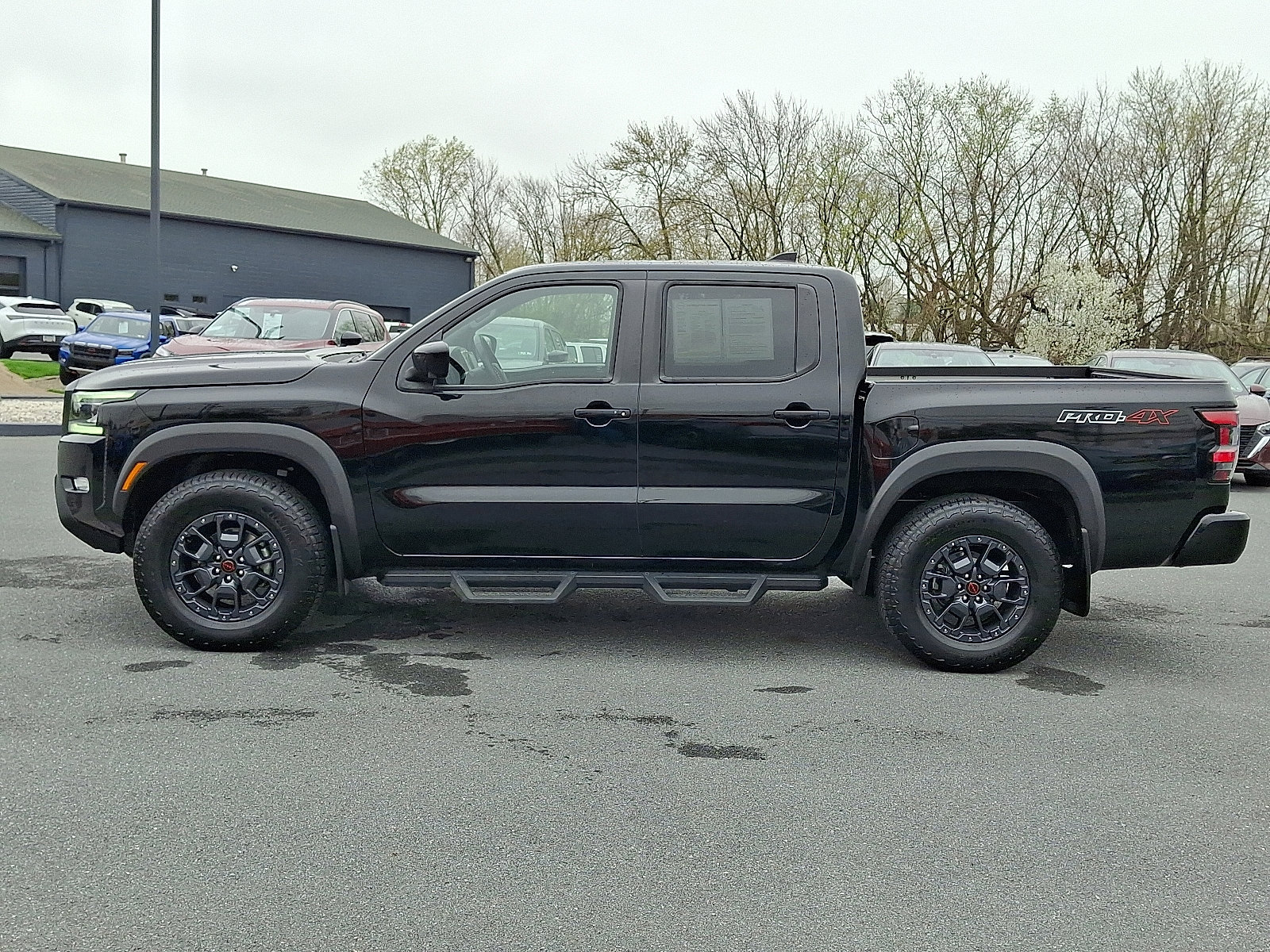 Certified 2024 Nissan Frontier PRO-4X w/ Pro Premium Package AWD/4WD image 4