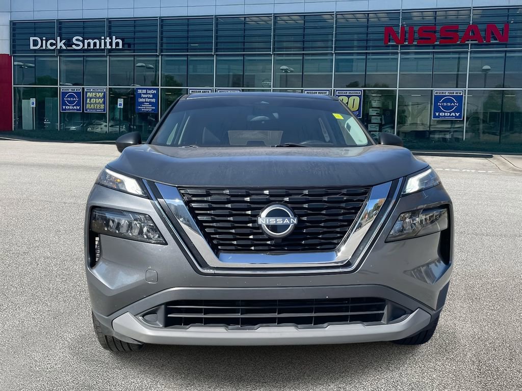 Used 2023 Nissan Rogue S AWD/4WD image 2