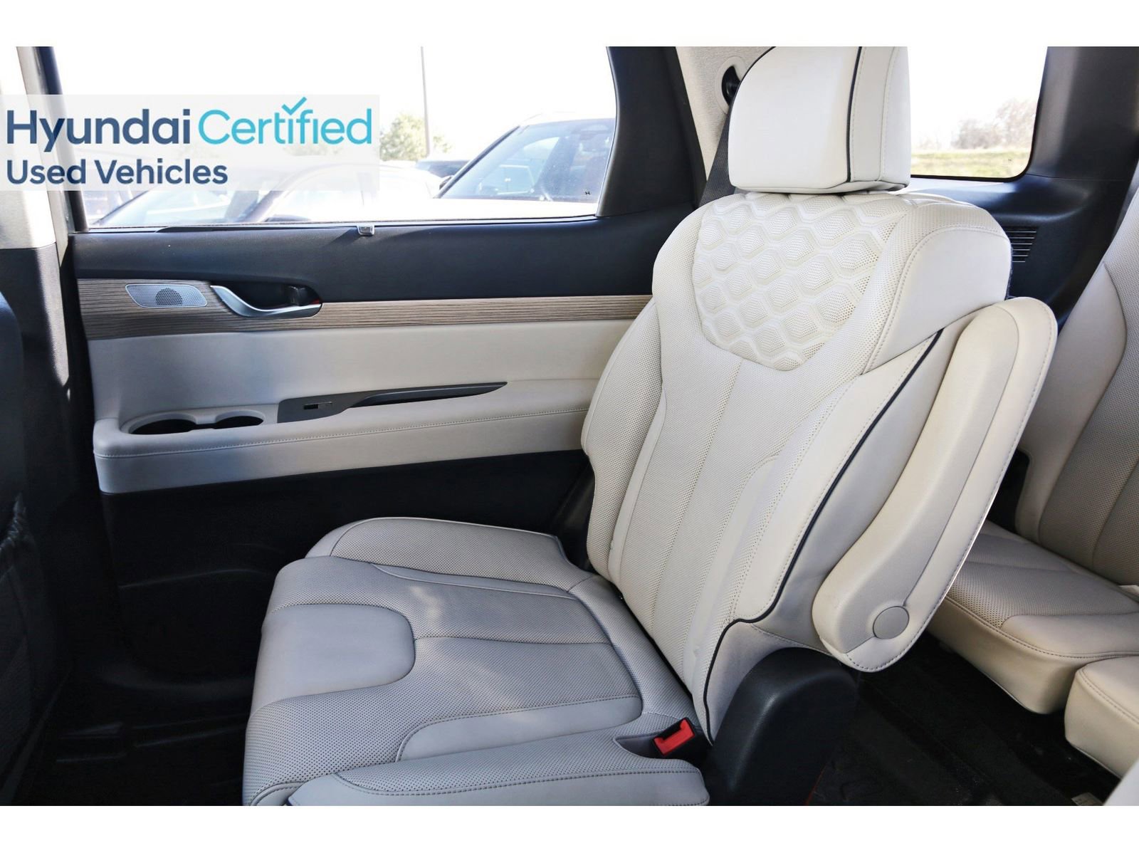 Used 2021 Hyundai Palisade Limited w/ Cargo Package image 14