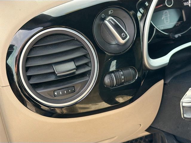 Used 2014 Volkswagen Beetle 1.8T image 10
