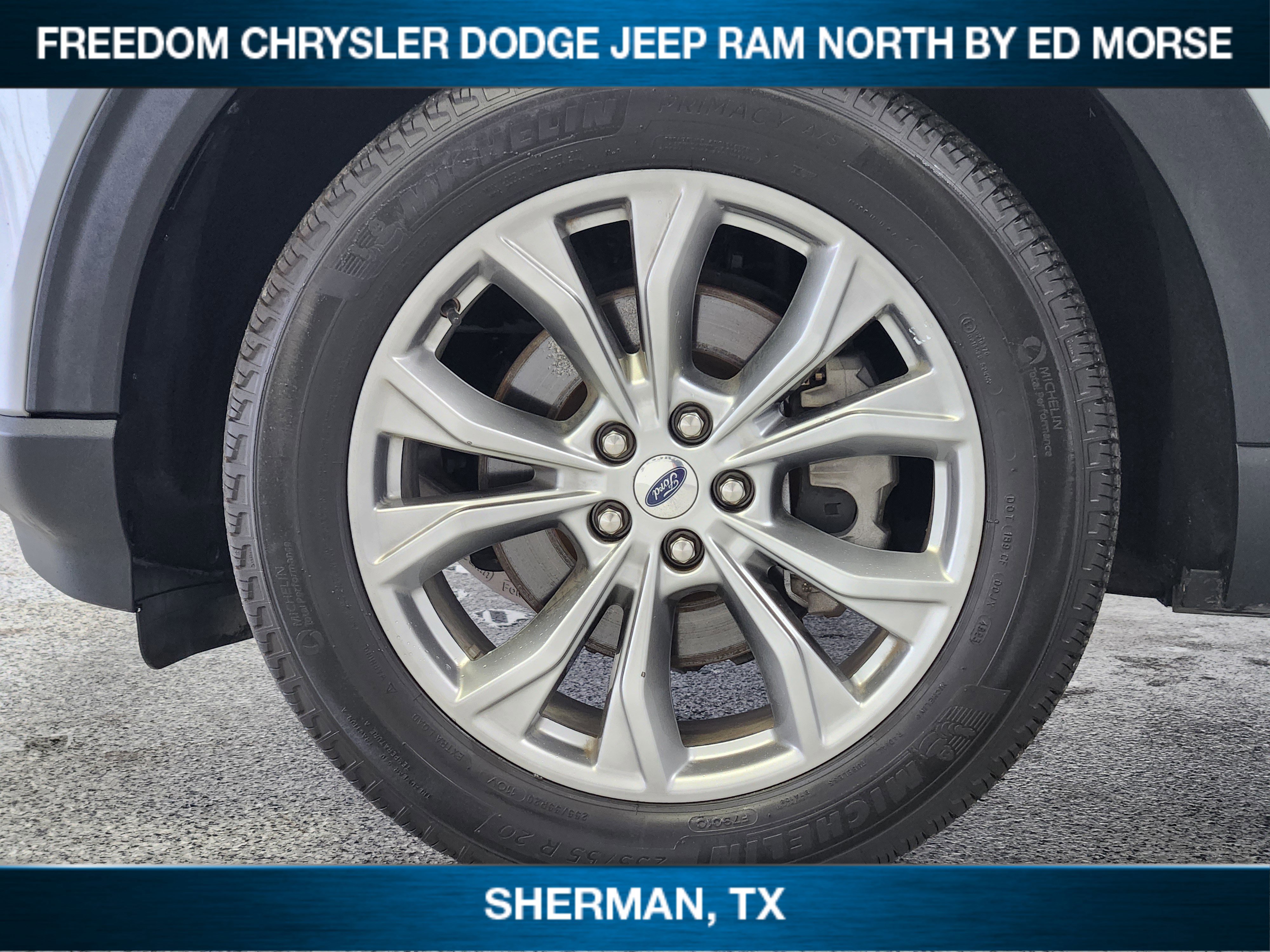 Used 2024 Ford Explorer Limited AWD/4WD image 7