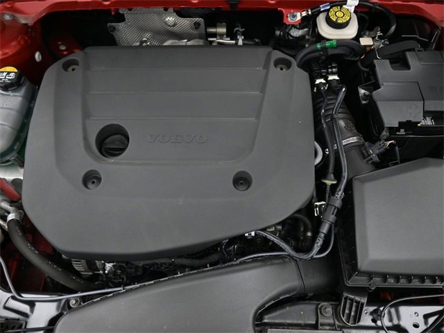 Used 2023 Volvo XC40 B5 Plus w/ Driver Assist Package image 34