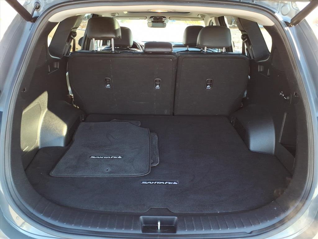 Used 2021 Hyundai Santa Fe SEL w/ Convenience + Premium Package image 10