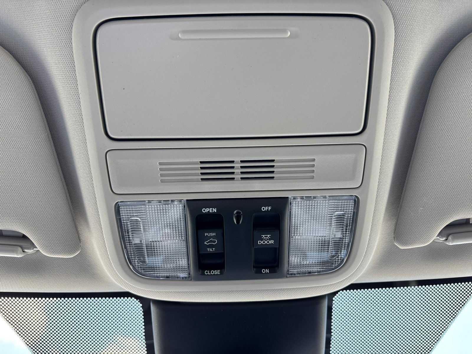 New 2026 Honda Odyssey EX-L image 4