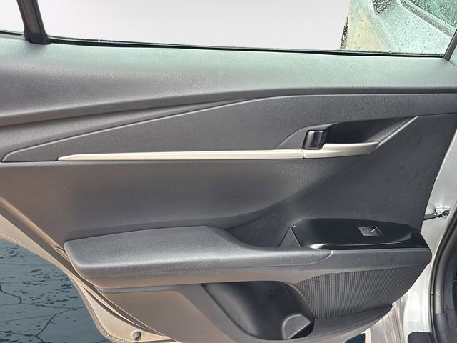 Used 2025 Toyota Camry LE image 14