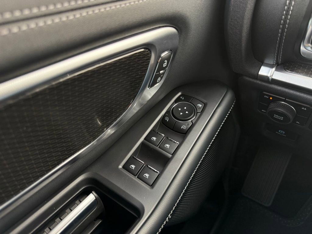 New 2026 Ford Expedition Platinum w/ Stealth Appearance Package image 12