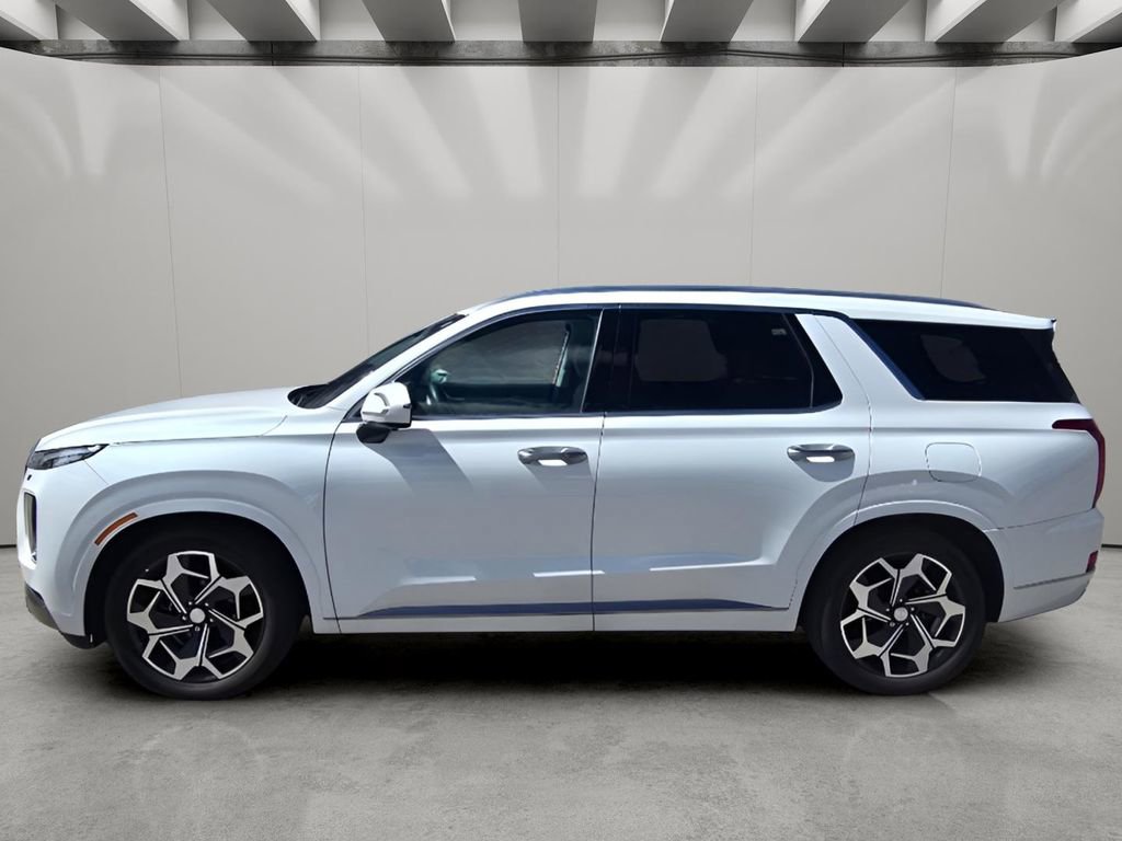 Used 2022 Hyundai Palisade Calligraphy image 2