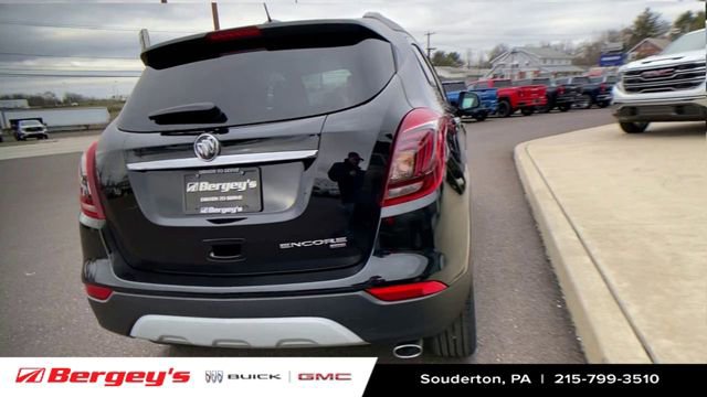 Certified 2022 Buick Encore Preferred w/ Safety Package AWD/4WD image 8