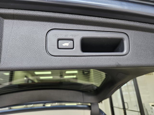 New 2026 Honda Odyssey Touring image 12