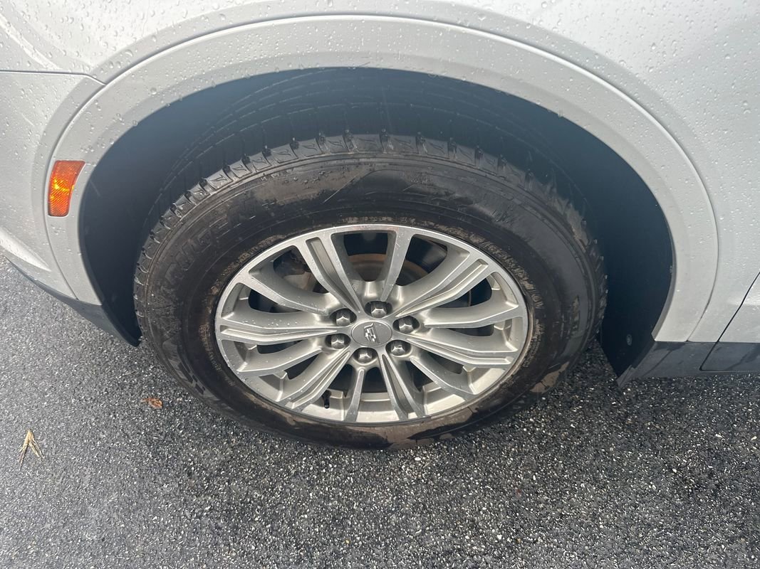 Used 2018 Cadillac XT5 Luxury w/ Driver Awareness Package image 2