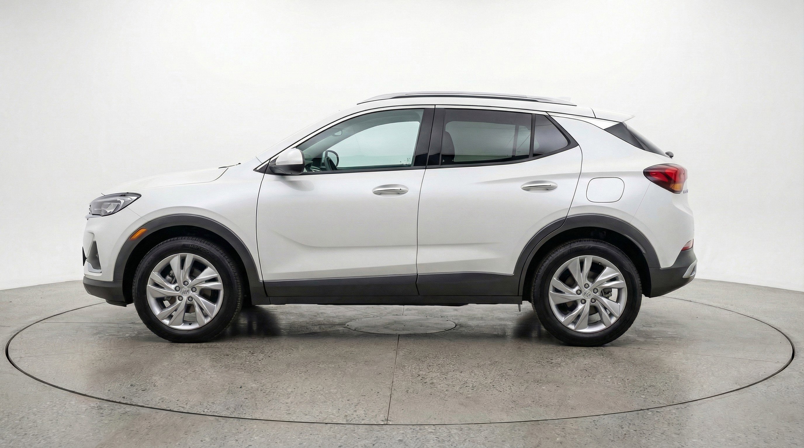 Used 2025 Buick Encore GX Preferred image 5