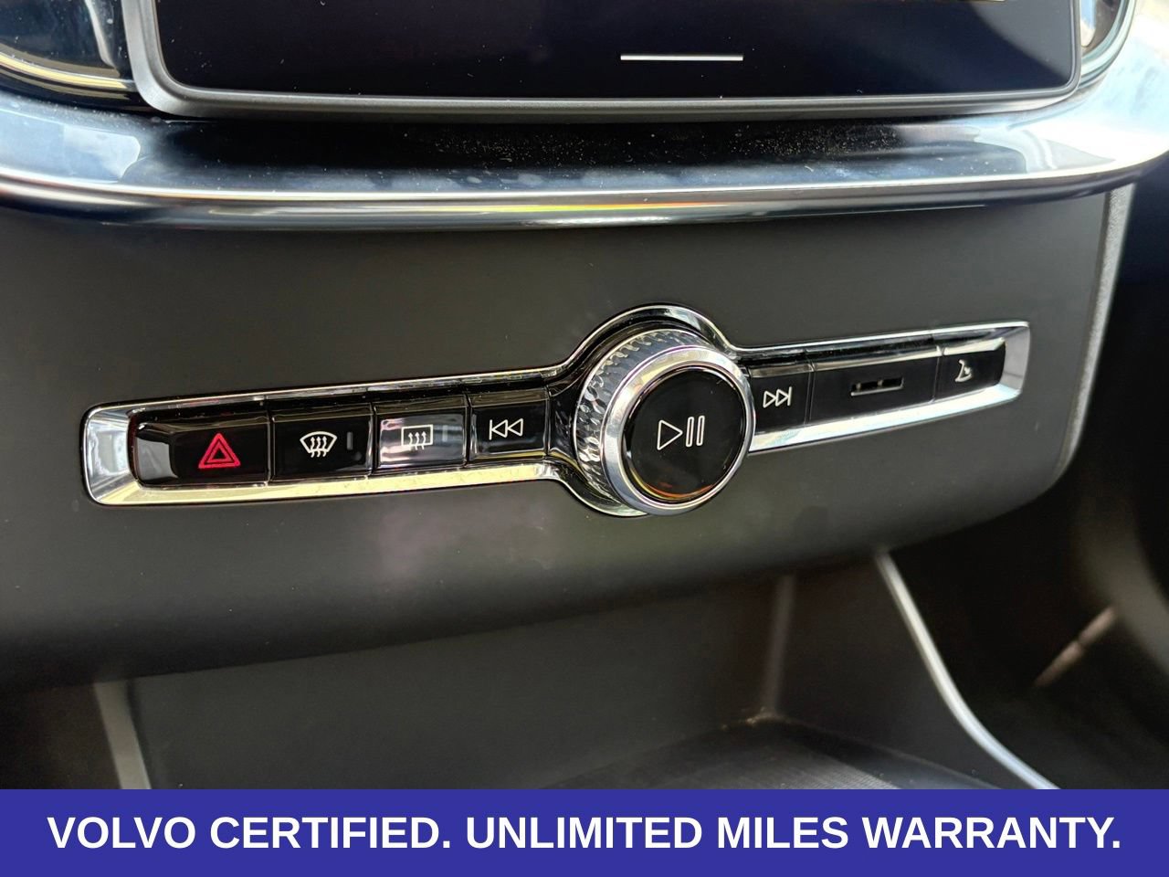 Certified 2025 Volvo XC90 B6 Plus AWD/4WD image 20