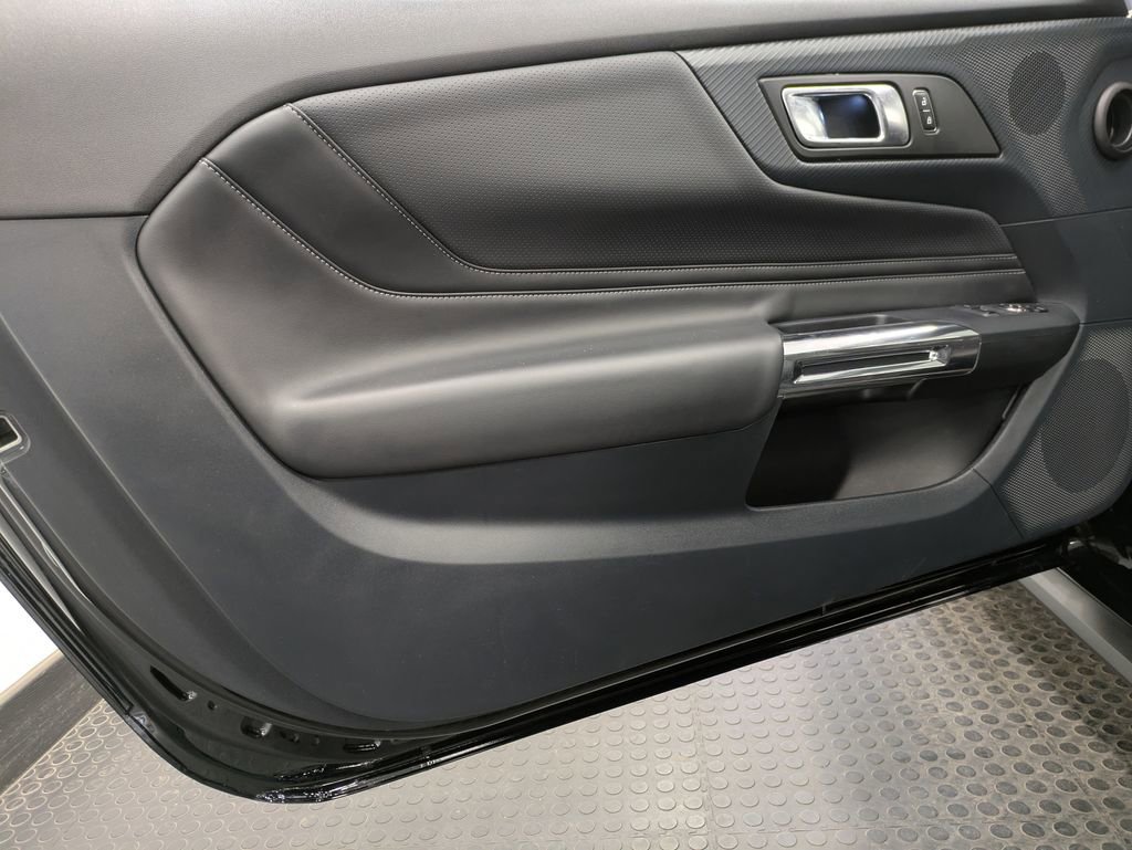 Used 2024 Ford Mustang GT Premium RWD image 8