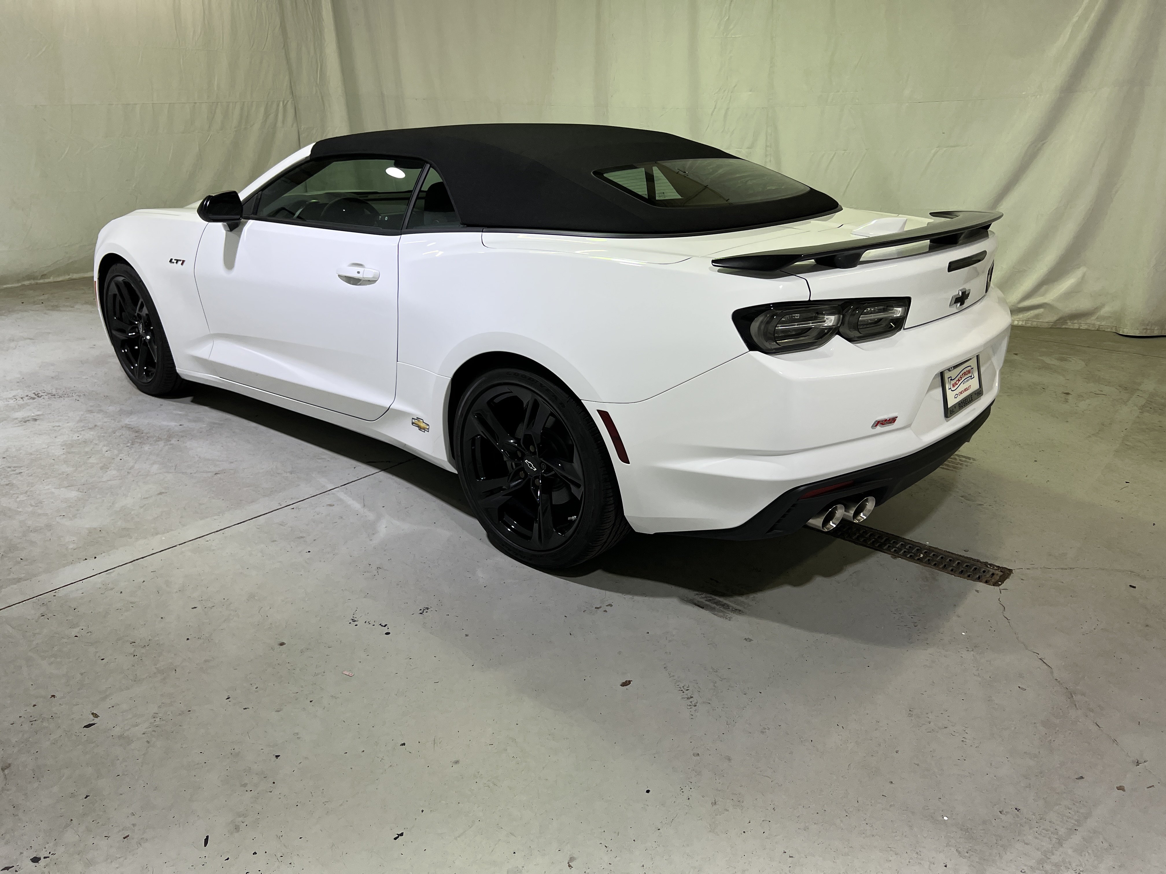 Certified 2023 Chevrolet Camaro LT w/ RS Package RWD image 8