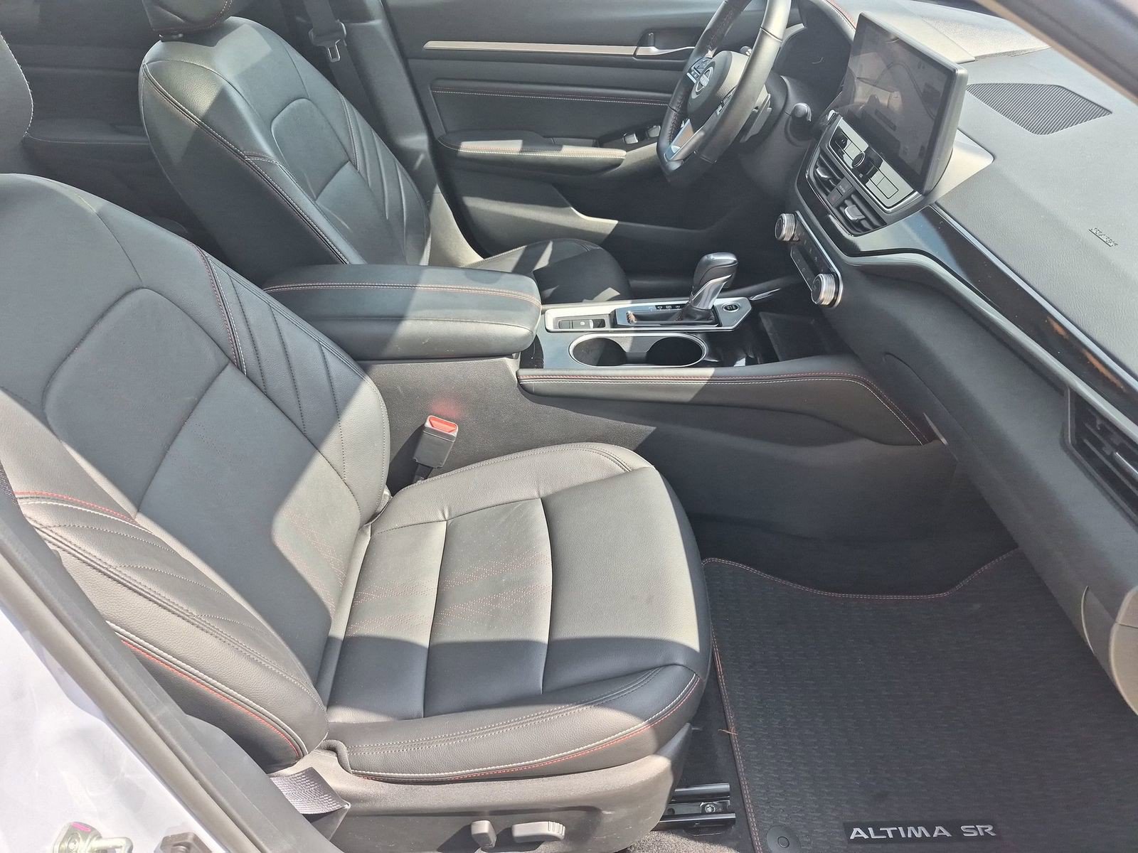 Certified 2023 Nissan Altima 2.5 SR w/ SR Premium Package AWD/4WD image 38