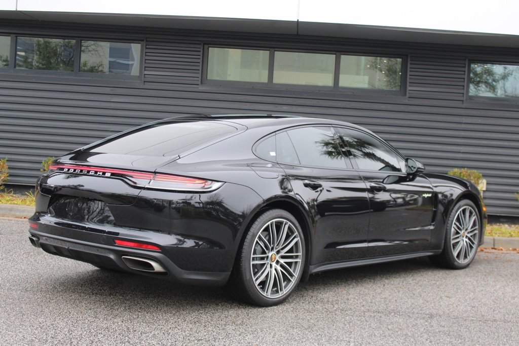 Used 2023 Porsche Panamera 4 image 7