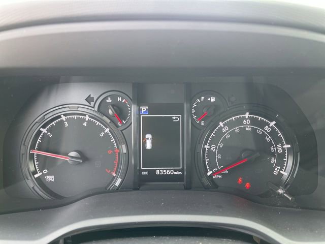 Used 2020 Toyota 4Runner SR5 AWD/4WD image 15
