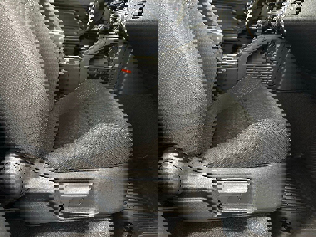 Used 2025 Toyota 4Runner SR5 image 61