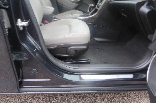 Used 2014 Buick Verano image 17
