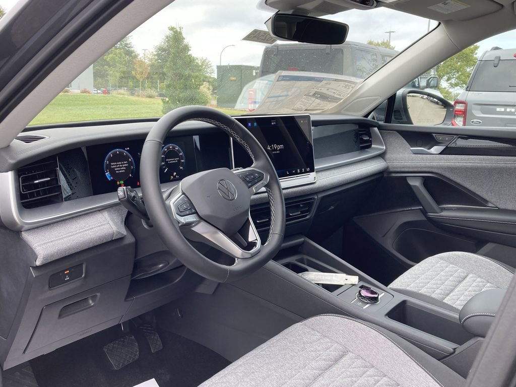 New 2025 Volkswagen Tiguan S image 10