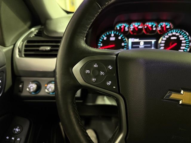 Used 2015 Chevrolet Suburban LTZ image 16