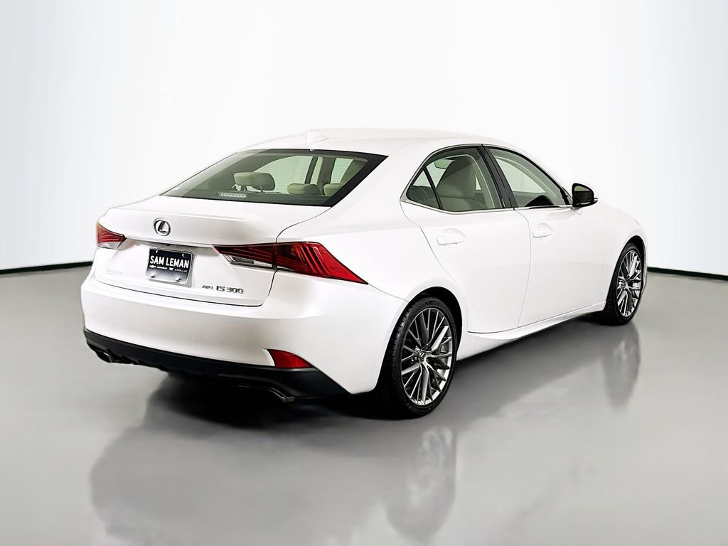 Used 2019 Lexus IS 300 AWD image 7