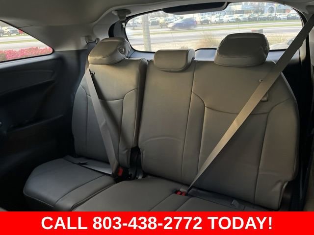 Used 2025 Toyota Sienna XLE image 14