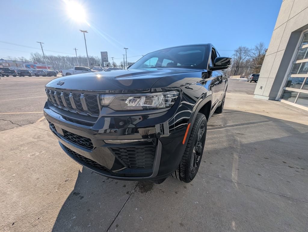 New 2026 Jeep Grand Cherokee L Limited w/ Limited Altitude Package image 8