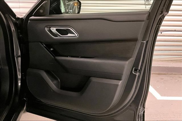 Certified 2026 Land Rover Range Rover Velar Dynamic SE AWD/4WD image 27