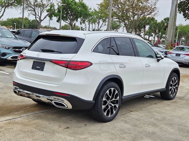 New 2026 Mercedes-Benz GLC 350e 4MATIC image 2
