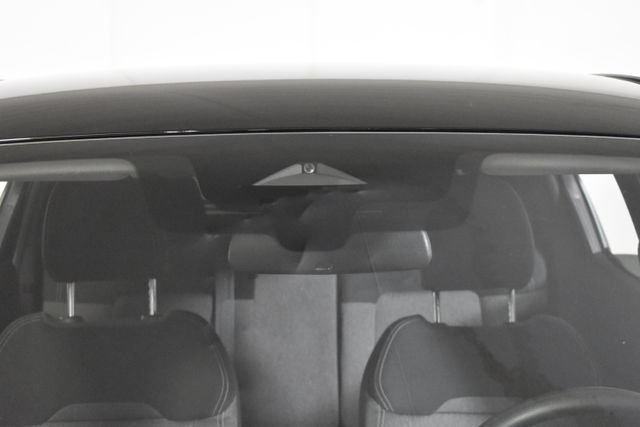 Certified 2025 Nissan Kicks SV AWD/4WD image 34