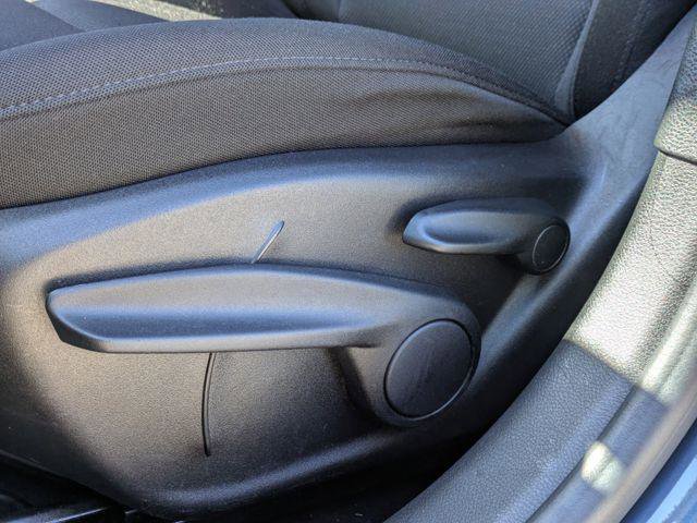 Certified 2023 Jeep Renegade Latitude AWD/4WD image 20