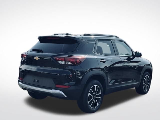 Used 2025 Chevrolet TrailBlazer LT AWD/4WD image 6