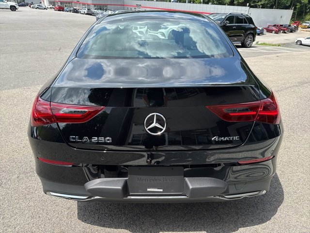 Used 2025 Mercedes-Benz CLA 250 4MATIC image 4