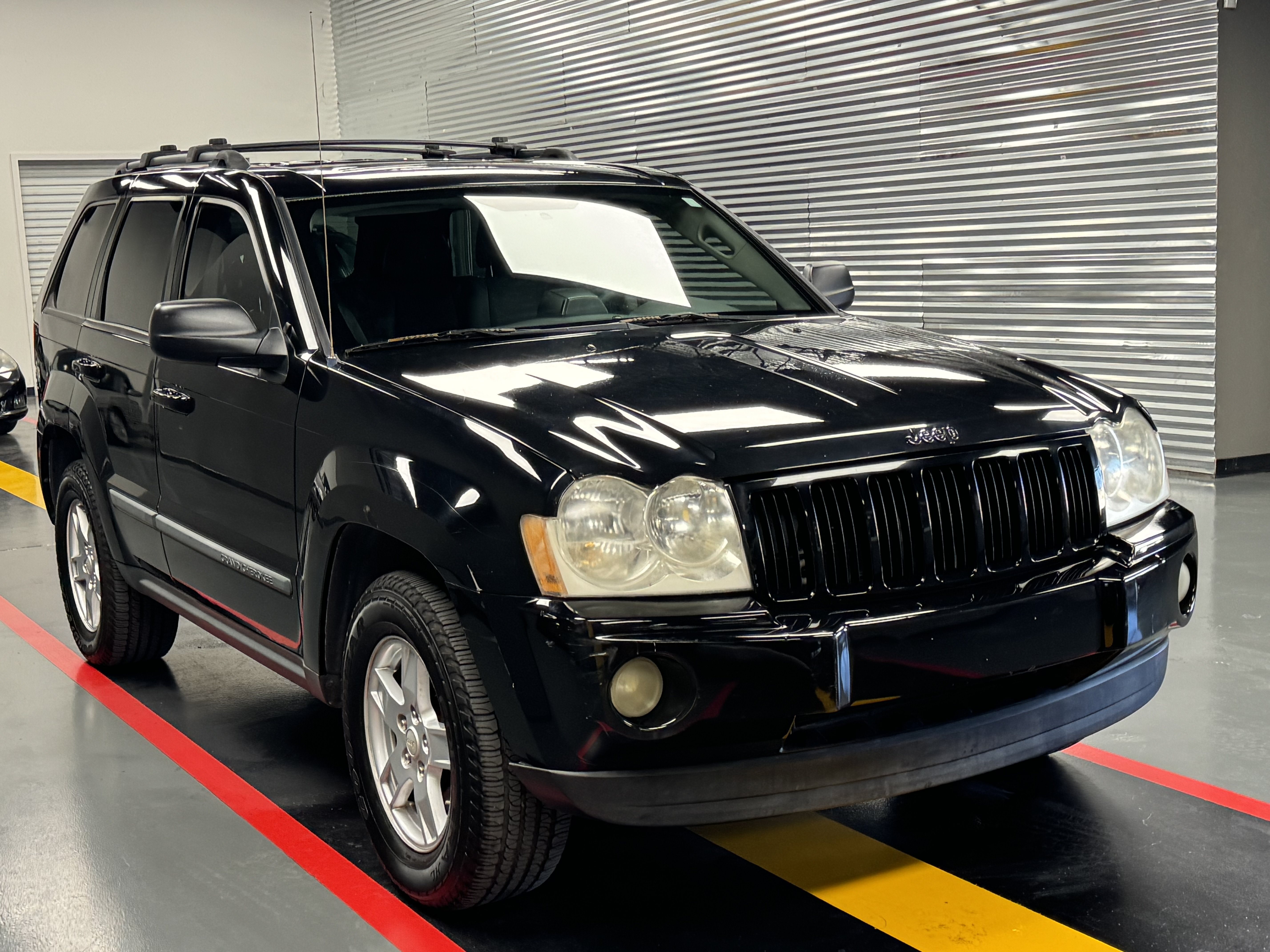 Used 2007 Jeep Grand Cherokee Laredo RWD image 7