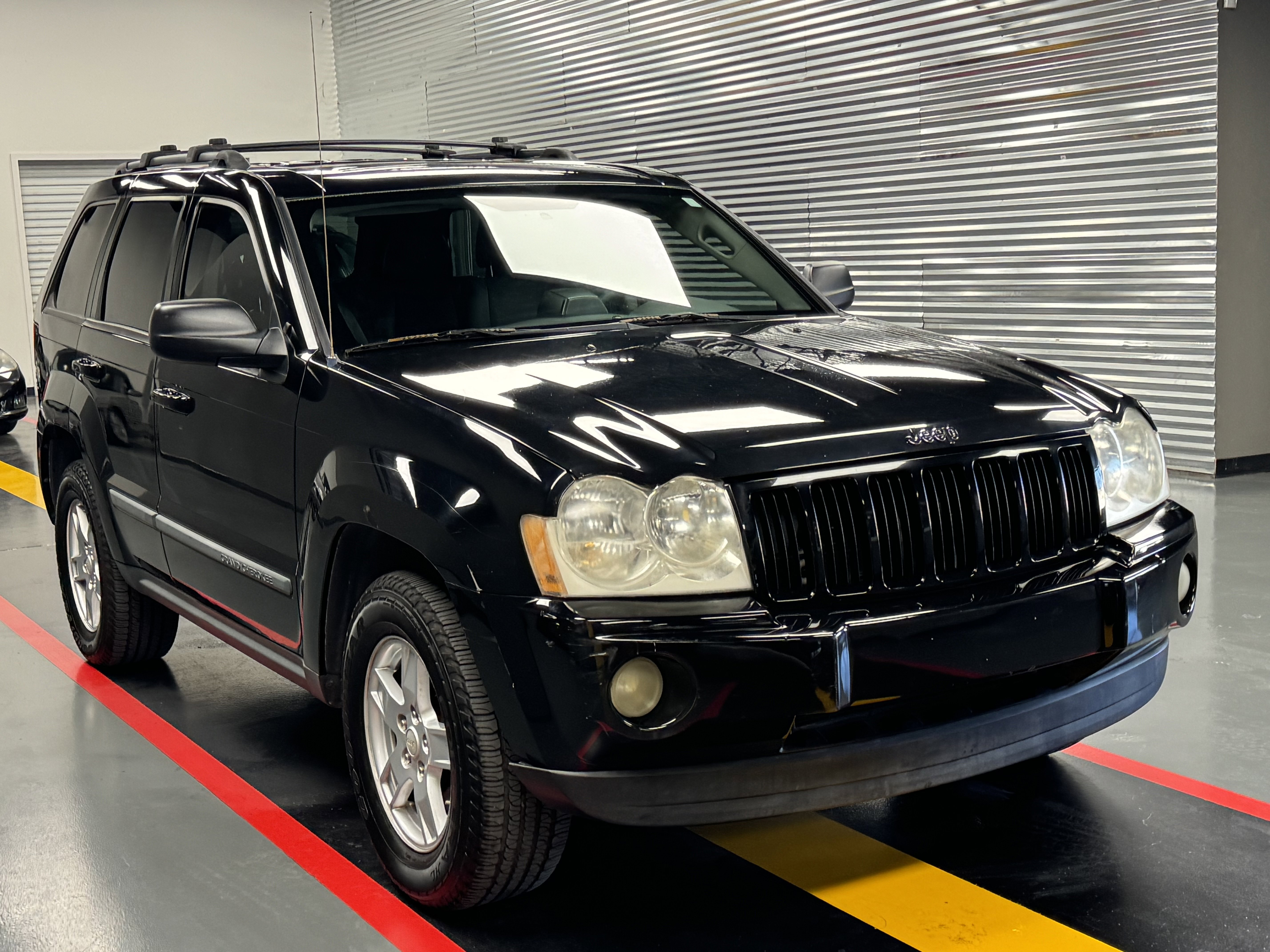 Used 2007 Jeep Grand Cherokee Laredo RWD image 7