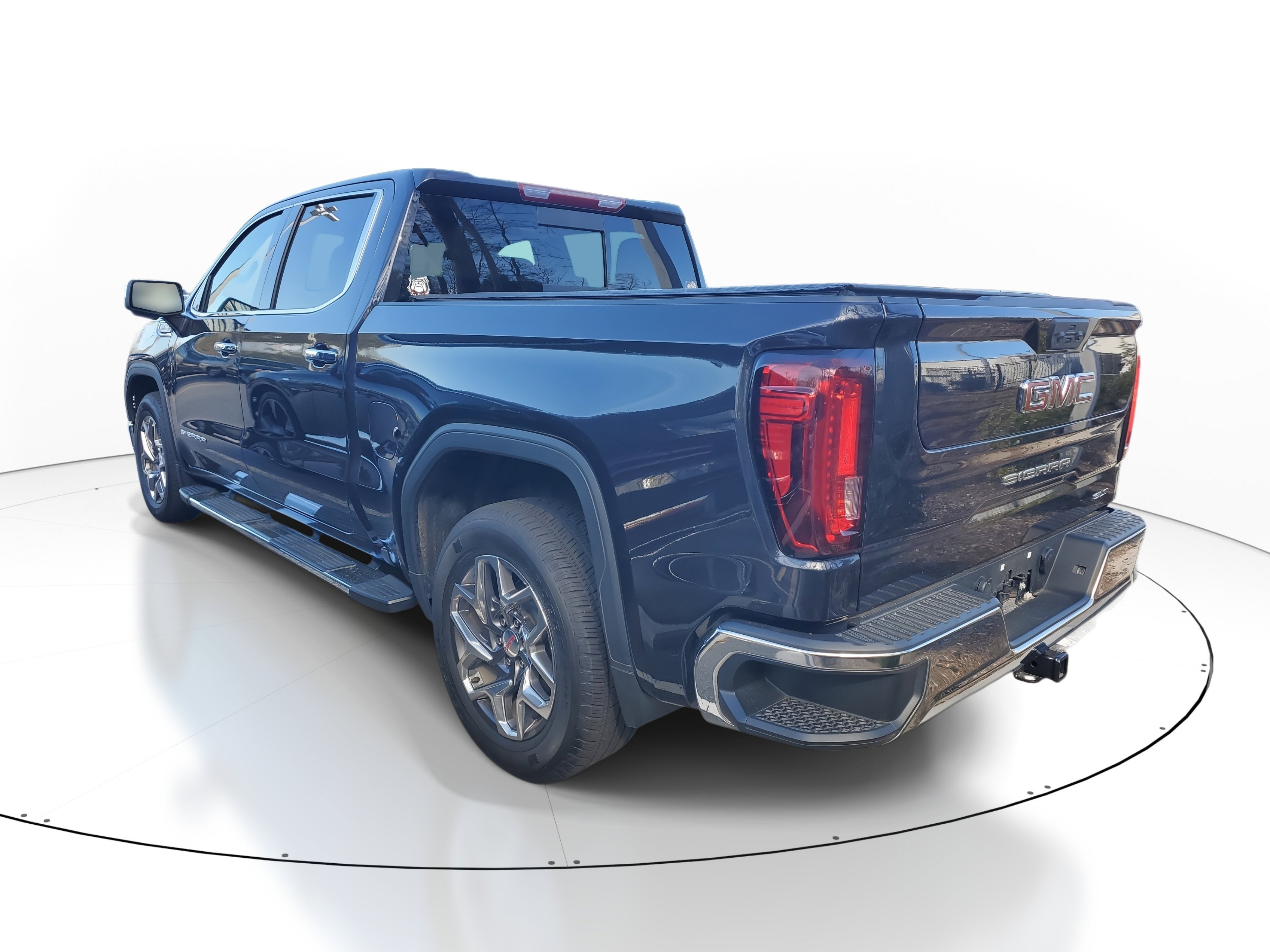 Used 2026 GMC Sierra 1500 SLT w/ SLT Premium Package image 7