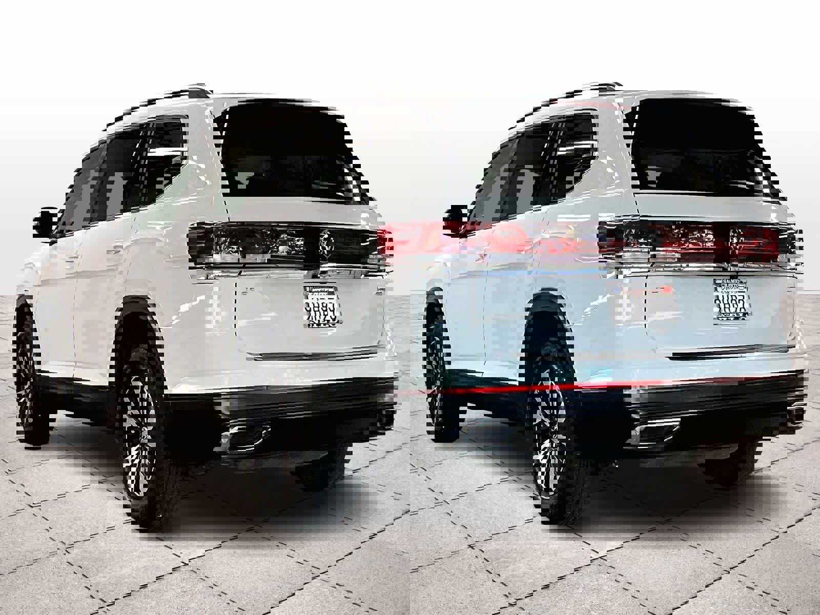 Used 2024 Volkswagen Atlas SE image 15