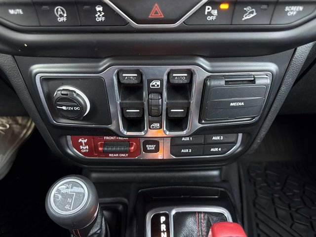 Used 2018 Jeep Wrangler Unlimited Rubicon image 25