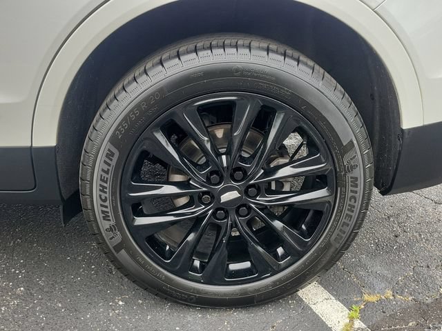 Certified 2022 Cadillac XT5 Premium Luxury w/ Technology Package AWD/4WD image 7